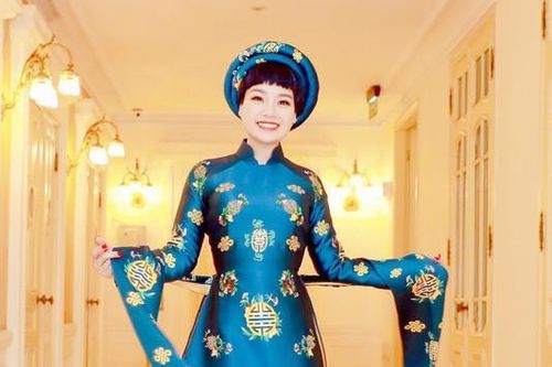 Ngọc Khuê trở lại với âm nhạc của Lê Minh Sơn