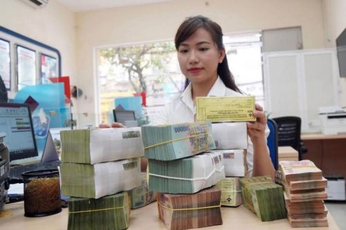 'Soi' mức lương phổ biến của các vị trí trong ngân hàng