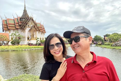 Sao Việt 26/7: Lệ Quyên, Midu khoe đường cong, NSƯT Chí Trung đi du lịch với bạn gái