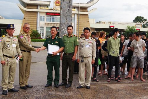 Giải cứu 33 công dân bị cưỡng bức lao động tại sòng bạc Campuchia