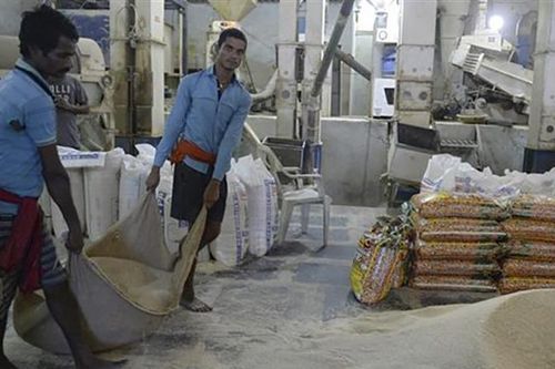 Lo ngại tăng lạm phát, IMF kêu gọi Ấn Độ dỡ bỏ lệnh cấm xuất khẩu gạo