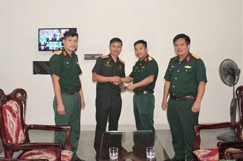 'Cảm ơn bộ đội Sơn!'