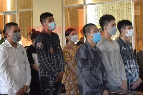 Nhóm thanh niên ở Bạc Liêu chém người vì cho rằng bị nhìn đểu