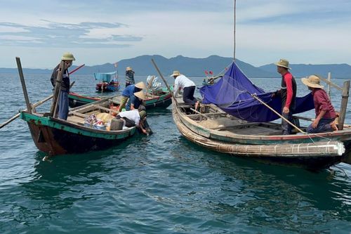 Hà Tĩnh: Đã tìm thấy thi thể ngư dân mất tích trên biển