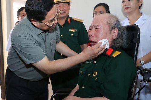 Suốt 76 năm qua, Đảng và Nhà nước luôn quan tâm làm tốt công tác đền ơn, đáp nghĩa