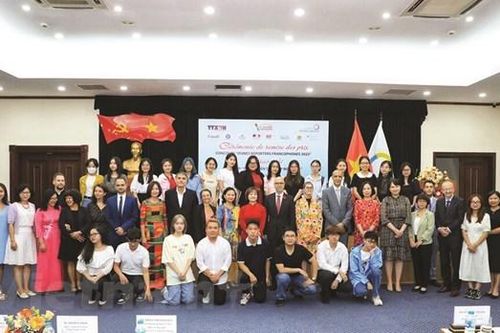 Báo Le Courrier du Vietnam phát động Cuộc thi Phóng viên trẻ Pháp ngữ lần thứ 8