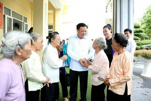 Hà Nội: Nỗ lực chăm lo tốt hơn nữa cho người có công