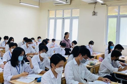 Hiệu trưởng ở Hà Nội được tự quyết việc chuyển trường của học sinh