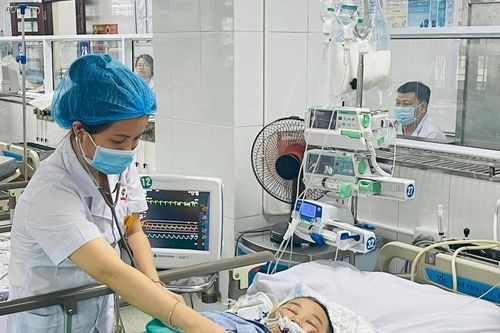 Cứu sống người phụ nữ sốc nhiễm khuẩn nặng