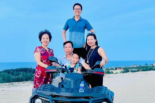 Mẹ Hà Nội đưa con du lịch hè xuyên Việt, nhận điều bất ngờ khó tin sau chuyến đi