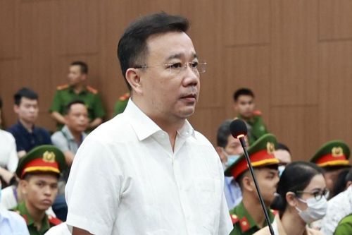 Hiệu phó trường có 71 GV xin giảm án cho ông Chử Xuân Dũng: 'Tôi ký vì thương'