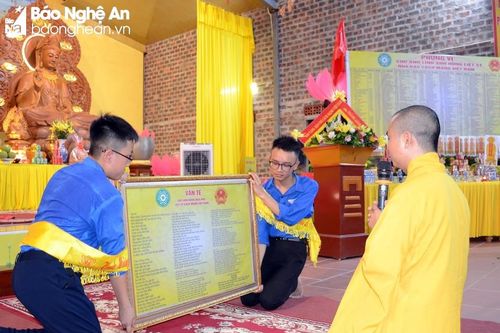 Cõi lành đón người về