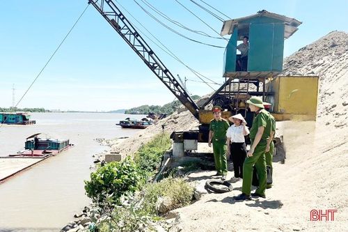 'Hạ nhiệt' nạn khai thác, vận chuyển trái phép tài nguyên, khoáng sản