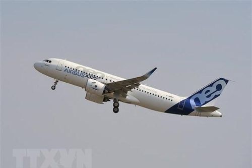 Airbus và Boeing đẩy mạnh việc bàn giao máy bay thương mại