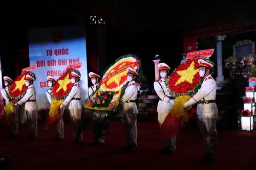 Tuổi trẻ Công an Nhân dân tri ân các anh hùng liệt sỹ