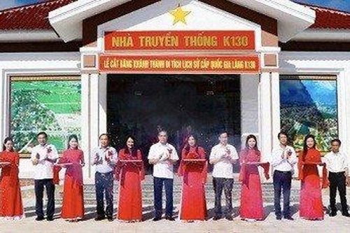 Trở lại ngôi làng từng dỡ 130 ngôi nhà để đoàn xe ra chiến trường