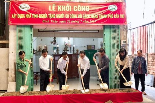 Cần Thơ khởi công xây dựng 70 căn nhà tình nghĩa cho người có công với cách mạng