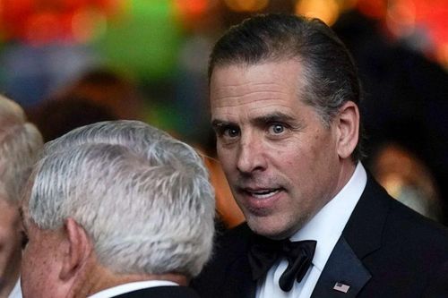 Thẩm phán liên bang phát hiện điều đáng ngờ, Hunter Biden muốn nhận tội cũng không xong