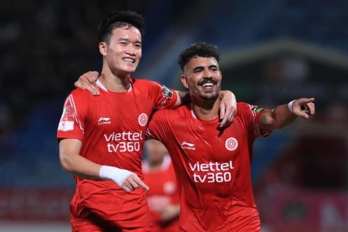VAR và Hoàng Đức giúp Viettel hạ Hà Tĩnh 4-0
