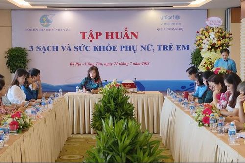 Nâng cao kiến thức, kỹ năng truyền thông về nước và vệ sinh cho cán bộ Hội