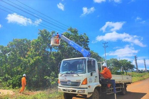 PC Đắk Nông: Đảm bảo an toàn điện trong mùa mưa bão 2023