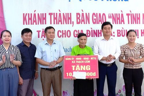 Khánh thành, bàn giao 2 nhà tình nghĩa tại huyện Thạch Thành
