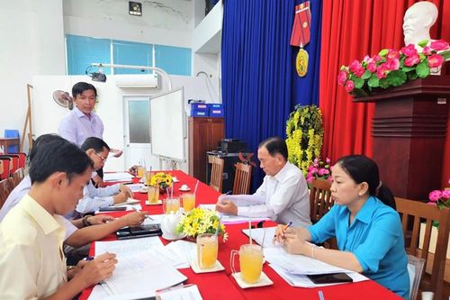 Chi bộ Phòng Giáo dục và Đào tạo TP. Châu Đốc kiểm điểm giữa nhiệm kỳ thực hiện Nghị quyết Đại hội nhiệm kỳ 2020 - 2025