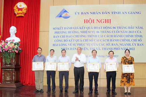 An Giang tiếp tục quyết liệt cải cách hành chính, tạo sự hài lòng người dân và doanh nghiệp