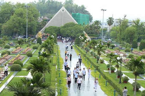 Tháng 7 ở nghĩa trang liệt sĩ