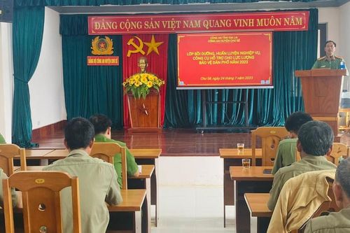 Chư Sê: 142 Công an viên, bảo vệ dân phố bồi dưỡng nghiệp vụ, công cụ hỗ trợ
