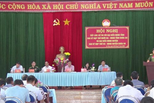 Đại biểu HĐND tỉnh và huyện Đức Cơ tiếp xúc cử tri xã Ia Nan