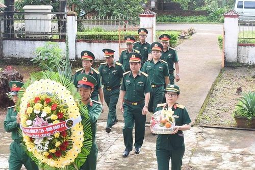 Nhiều hoạt động kỷ niệm 76 năm Ngày Thương binh-Liệt sĩ