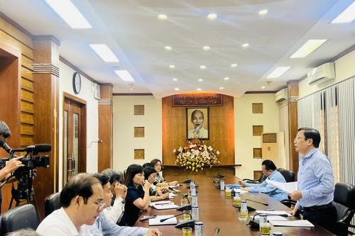 Thường trực Tỉnh ủy giao ban quý II với các cơ quan tham mưu của Tỉnh ủy