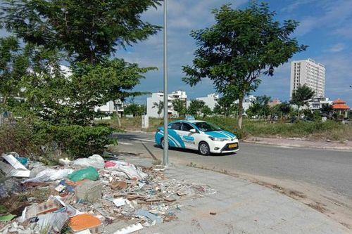 Đổ rác bừa bãi