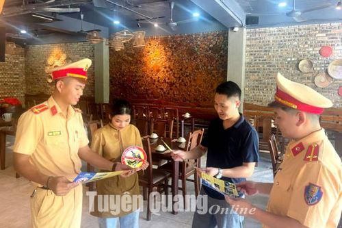 Bảo đảm trật tự an toàn giao thông tại các nhà hàng, quán ăn