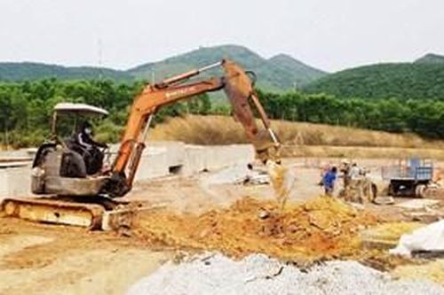 Chậm tiến độ, đội vốn & nguy cơ lãng phí đầu tư - bài 1: Mặt bằng sạch vẫn 'ì ạch' thi công