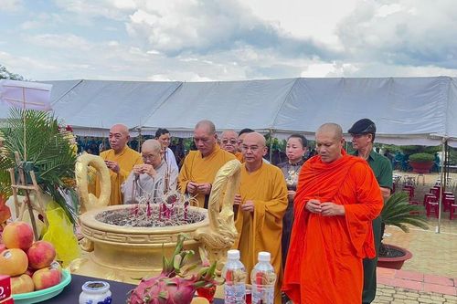 Bình Phước: Ban Trị sự GHPGVN tỉnh tổ chức tưởng niệm, tri ân các anh hùng liệt sĩ