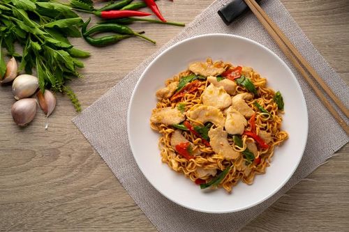 Góc nhìn khách quan về mì ăn liền
