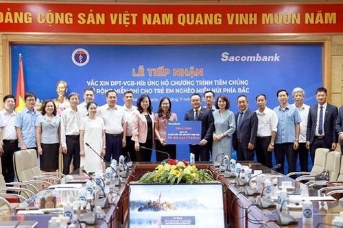 Đã có 258.000 liều vaccine 5 trong 1 để tiêm chủng miễn phí cho trẻ