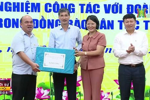 Trao đổi kinh nghiệm về công tác mặt trận