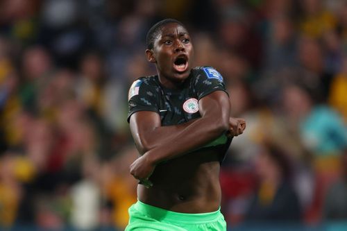 World Cup nữ 2023: Sao nữ Nigeria cởi áo ăn mừng trong trận thắng gây sốc