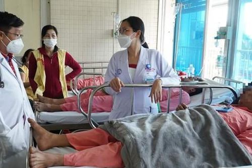 Thành phố Hồ Chí Minh: 2 trong số 4 nạn nhân ngạt khí dưới cống ngầm đã xuất viện