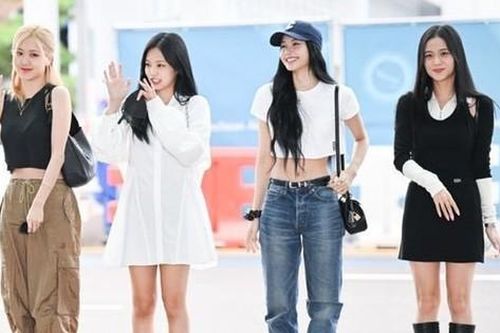 Fan ra sân bay đón BLACKPINK về Hà Nội nhưng khó có khả năng gặp idol