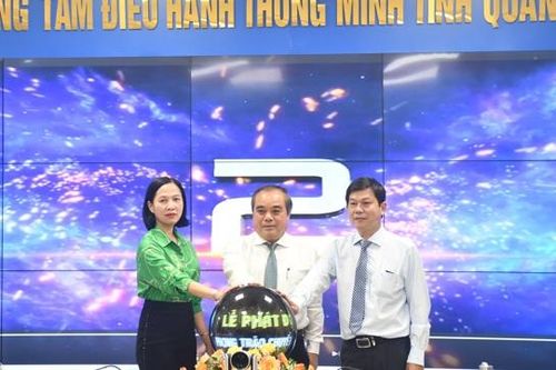 Quảng Ngãi: Chuyển đổi số để 'đuổi kịp, tiến cùng' các tỉnh