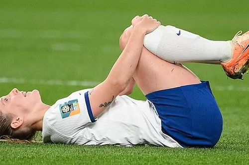 Ngôi sao sáng nhất rời sân bằng cáng, ĐT nữ Anh khó tranh vô địch World Cup