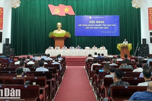 Tạo điều kiện thuận lợi cho doanh nghiệp, nhà đầu tư phát triển