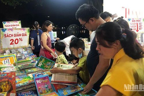 Tìm giải pháp đẩy mạnh truyền thông phát triển văn hóa đọc