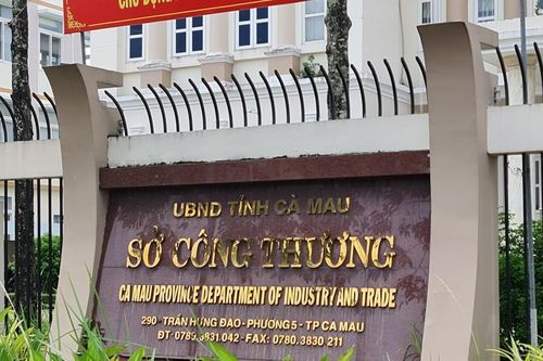 Kỷ luật cảnh cáo nguyên Giám đốc Sở Công thương Cà Mau