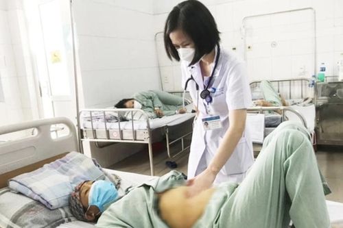 Viêm gan cấp, thủng dạ dày...vì tự ý uống thuốc nam