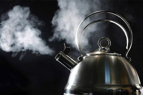 Em dâu mang bầu nhập viện vì bị chị chồng đổ nước sôi vào người